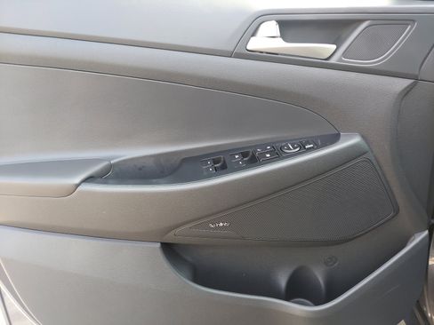 Used 2019 Hyundai Tucson Sport image 12