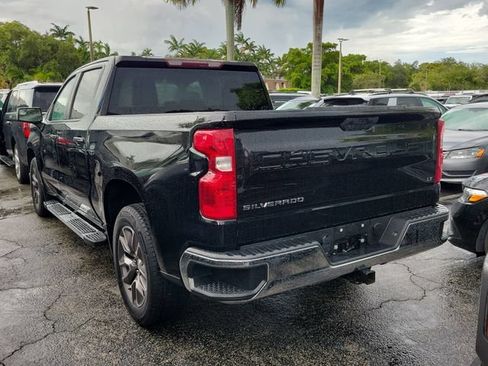 Used 2021 Chevrolet Silverado 1500 LT RWD image 3