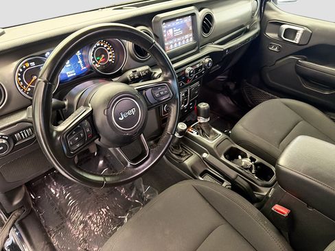 Used 2022 Jeep Wrangler Unlimited Sport AWD/4WD image 7