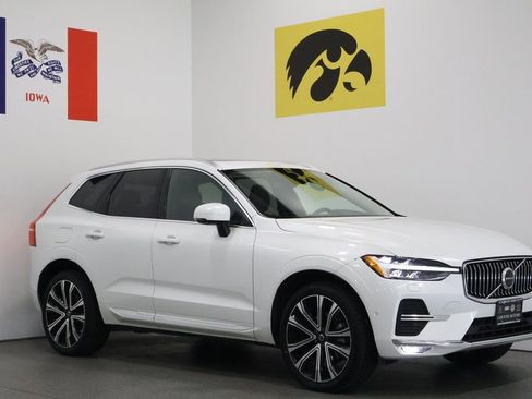 Used 2023 Volvo XC60 B5 Ultimate w/ Climate Package image 1