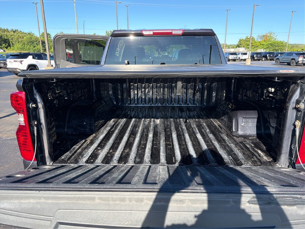 Used 2024 Chevrolet Silverado 1500 LT AWD/4WD image 21
