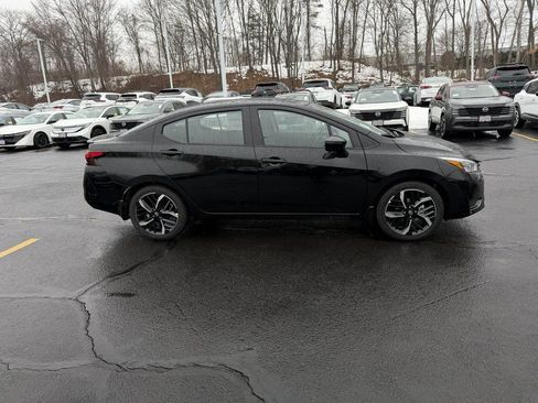 New 2025 Nissan Versa SR image 8