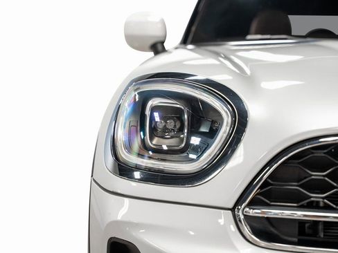 Used 2023 MINI Cooper Countryman S w/ Signature Upholstery Package image 8