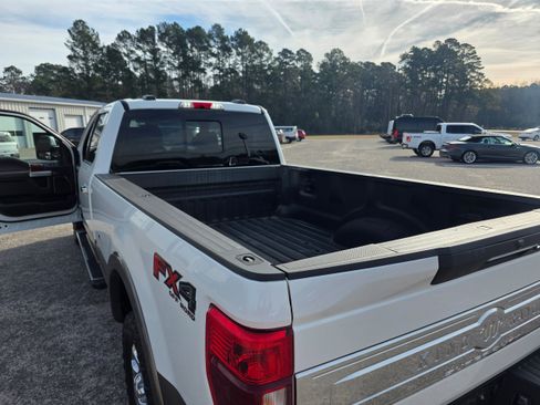 Used 2022 Ford F350 King Ranch w/ Chrome Package image 15