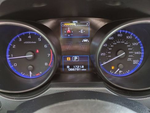 Used 2018 Subaru Outback 3.6R Limited AWD/4WD image 23