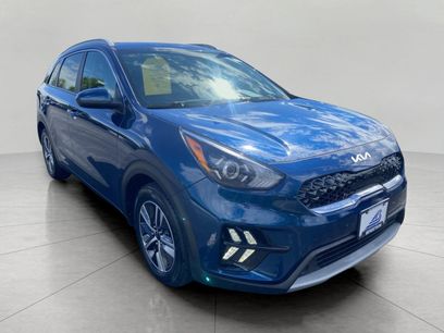 Used 2022 Kia Niro LXS