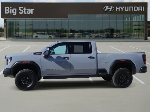 Used 2024 GMC Sierra 2500 AT4X w/ AT4X AEV Edition image 2