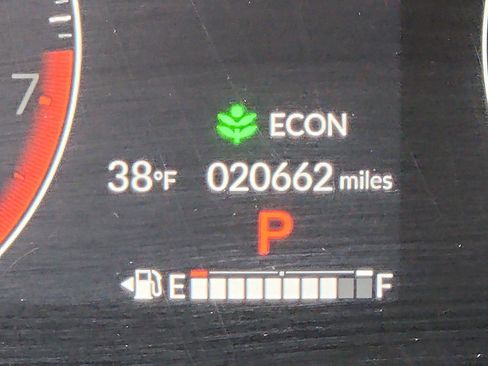 Certified 2023 Honda HR-V LX image 18