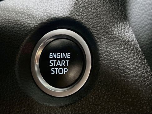 Used 2024 Toyota Corolla SE FWD image 23