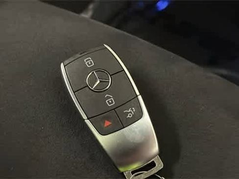 Certified 2025 Mercedes-Benz GLA 250 4MATIC image 36