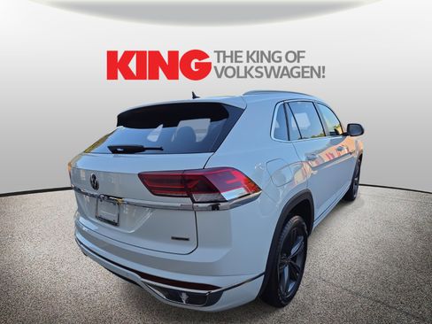 Used 2022 Volkswagen Atlas Cross Sport SEL R-Line image 7