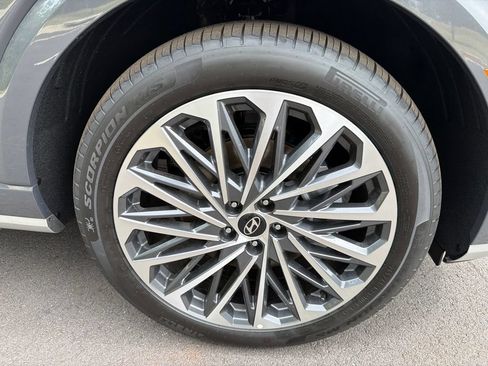 New 2026 Hyundai Palisade Calligraphy FWD image 13