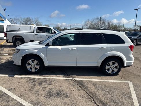 Used 2012 Dodge Journey SXT w/ Popular Equipment Group FWD image 6
