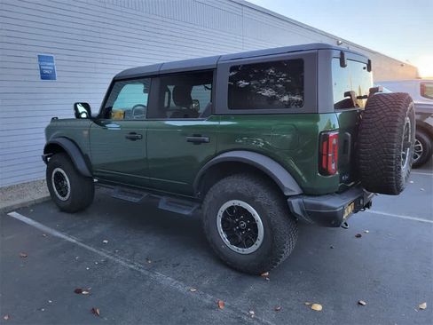 Certified 2023 Ford Bronco Badlands image 5