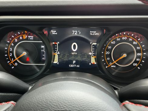 Used 2024 Jeep Gladiator Rubicon image 11