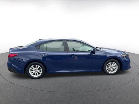 Used 2025 Toyota Camry LE image 16