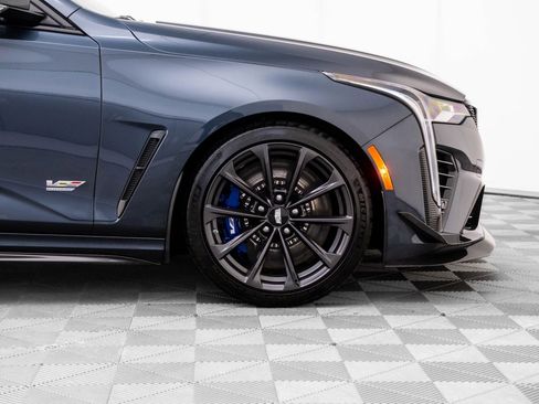 Certified 2025 Cadillac CT4 V Blackwing w/ Carbon Fiber 1 Package image 38