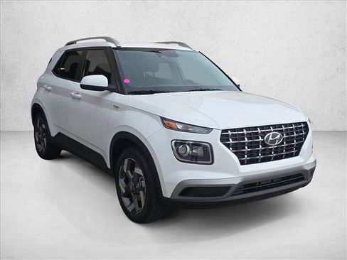New 2026 Hyundai Venue SEL image 10