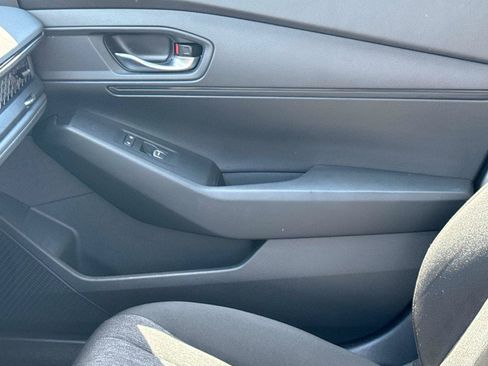 Certified 2023 Honda Accord LX image 19