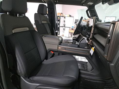 New 2025 GMC Hummer EV 3X image 10