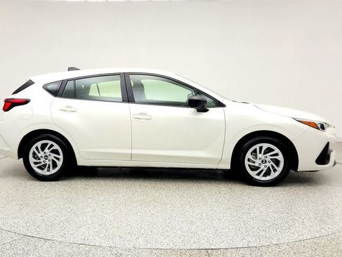 Used 2025 Subaru Impreza 2.0i AWD/4WD image 4