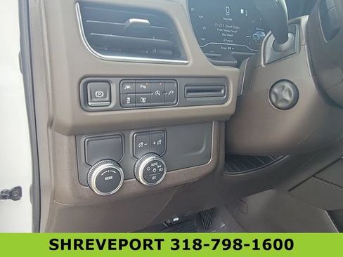 Certified 2022 GMC Yukon SLT w/ SLT Luxury Package RWD image 17