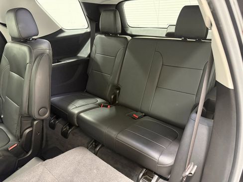 Used 2021 Chevrolet Traverse Premier w/ Redline Edition image 46