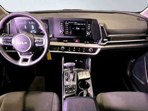 Used 2024 Kia Sportage LX image 7