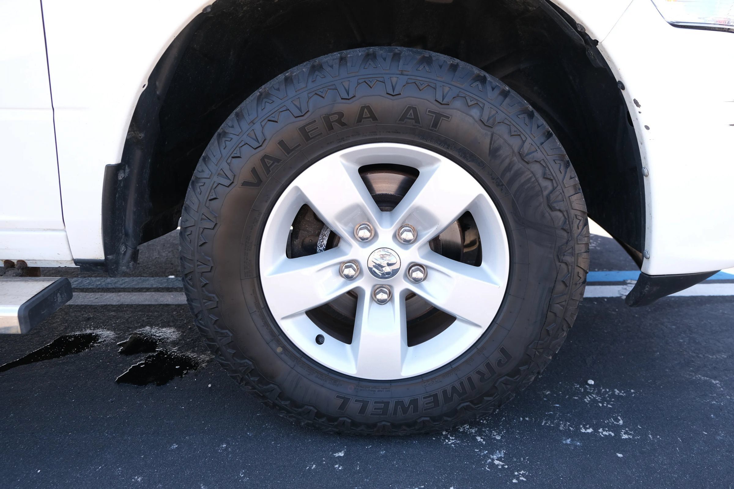 Used 2017 RAM 1500 Express AWD/4WD image 19
