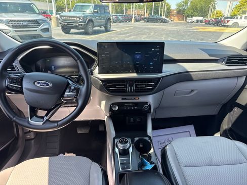 Used 2024 Ford Escape SE FWD image 15