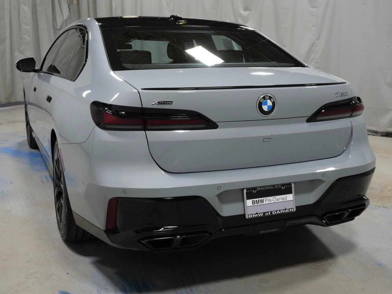 Used 2024 BMW 760i xDrive w/ Executive Package AWD/4WD image 22