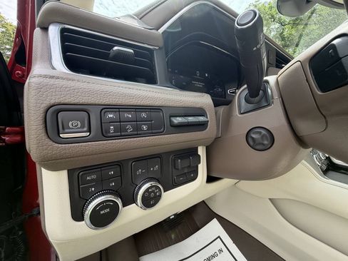 Used 2023 GMC Yukon Denali w/ Max Trailering Package AWD/4WD image 16