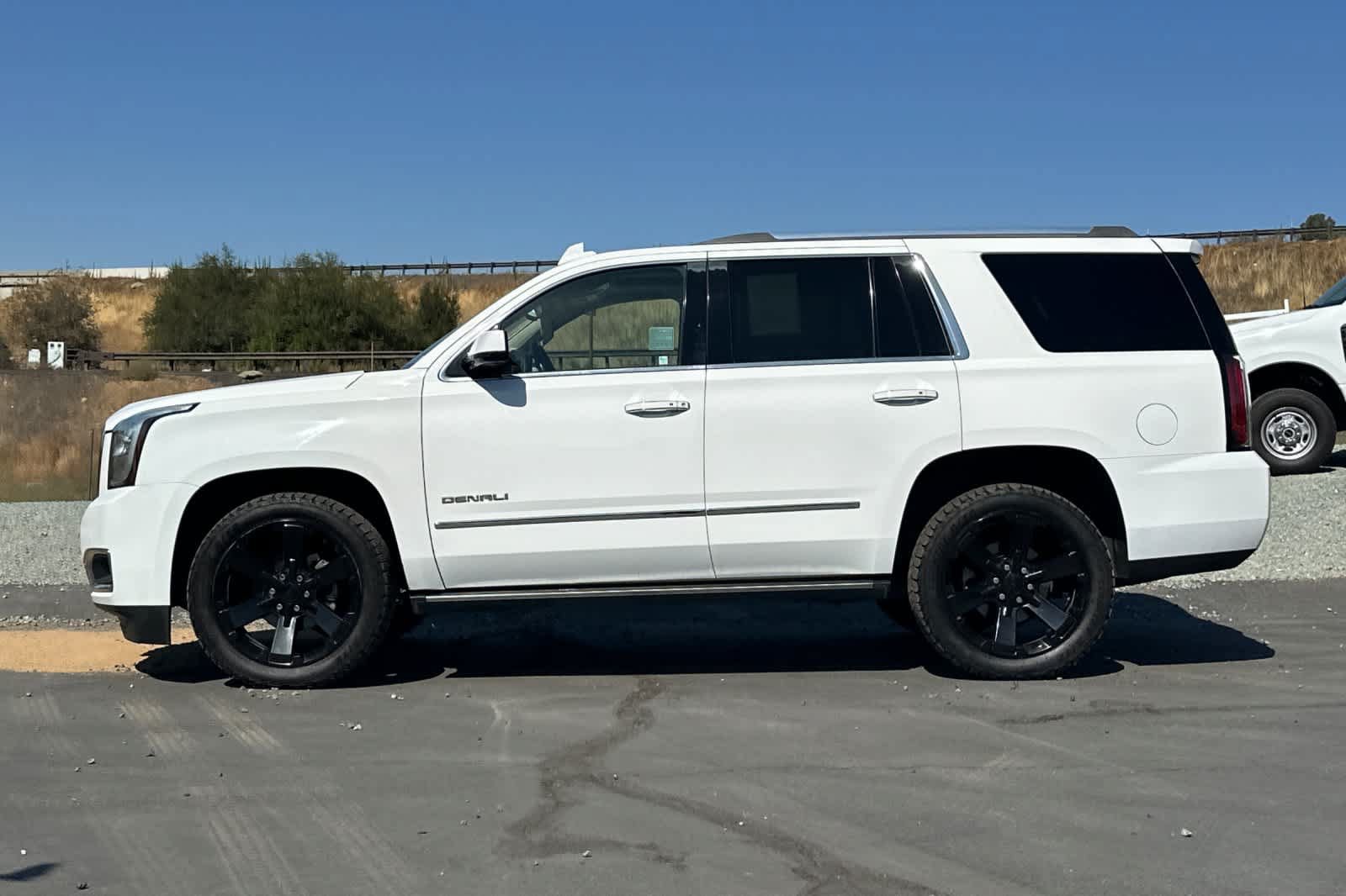 Used 2016 GMC Yukon Denali w/ Open Road Package AWD/4WD image 7