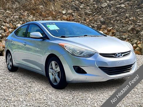 Used 2013 Hyundai Elantra GLS FWD image 9