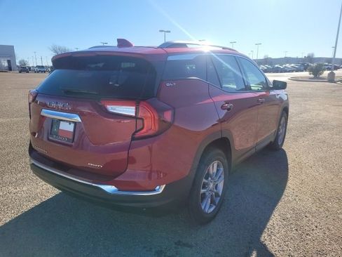 Used 2023 GMC Terrain SLT image 6