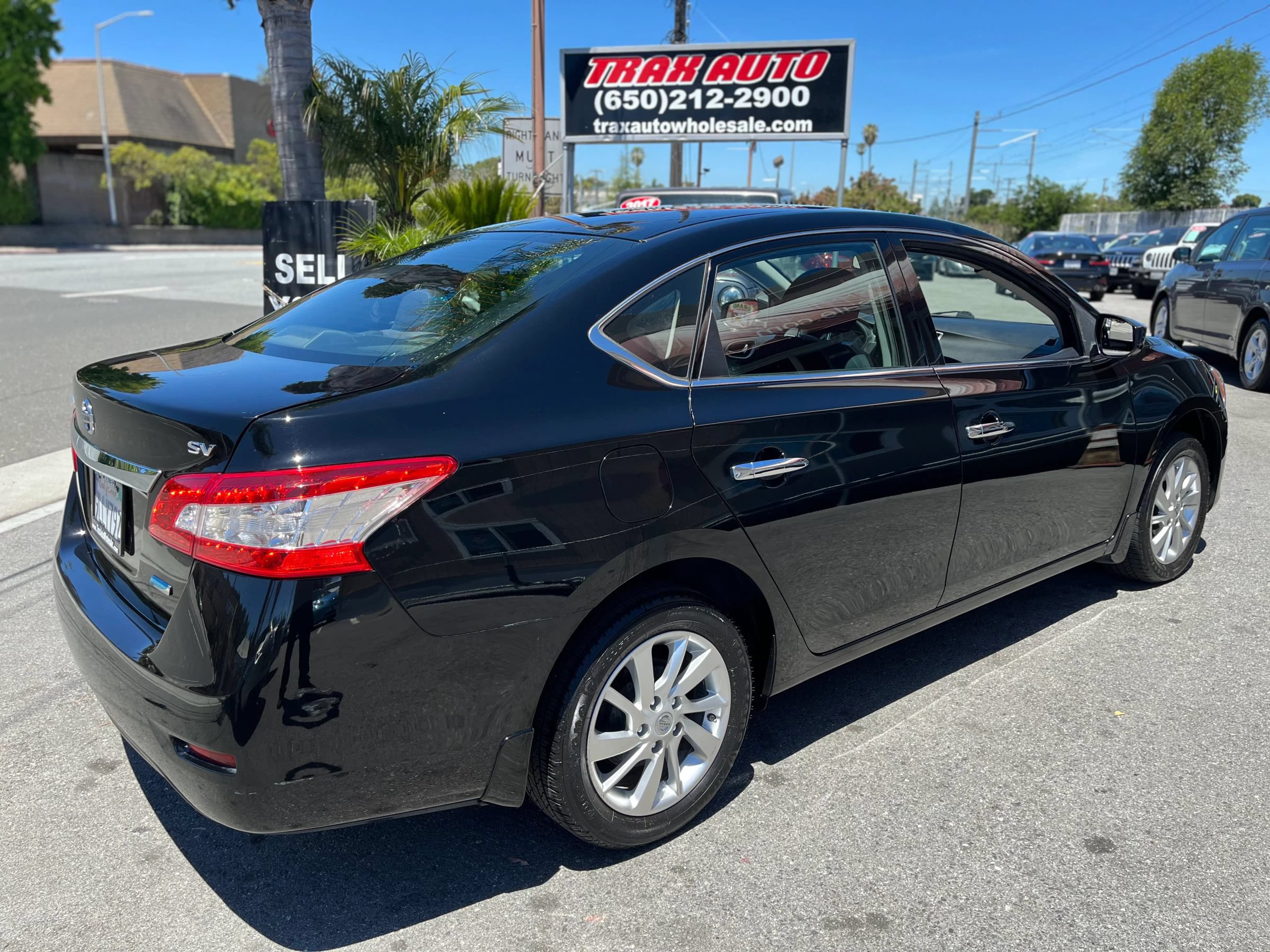 Used 2014 Nissan Sentra SV FWD image 7