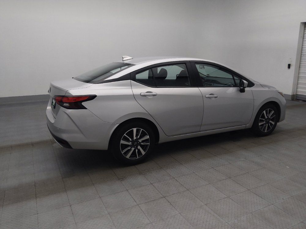 Used 2025 Nissan Versa SV FWD image 10