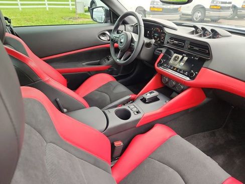 Used 2024 Nissan Z Performance w/ Floor Mat Package RWD image 48