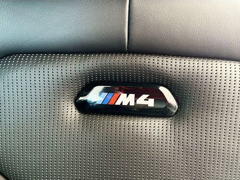 Used 2018 BMW M4 Coupe RWD image 24