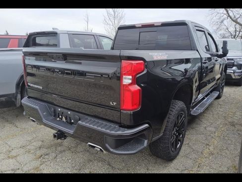 Used 2025 Chevrolet Silverado 1500 LT Trail Boss w/ Convenience Package II image 5