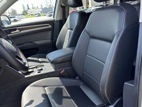 Used 2022 Volkswagen Atlas SE image 15