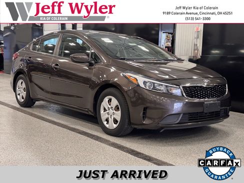 Used 2018 Kia Forte LX image 1