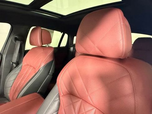 Used 2024 BMW X6 M60i w/ Executive Package image 16