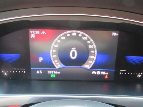Used 2022 Volkswagen Tiguan SE R-Line AWD/4WD image 20