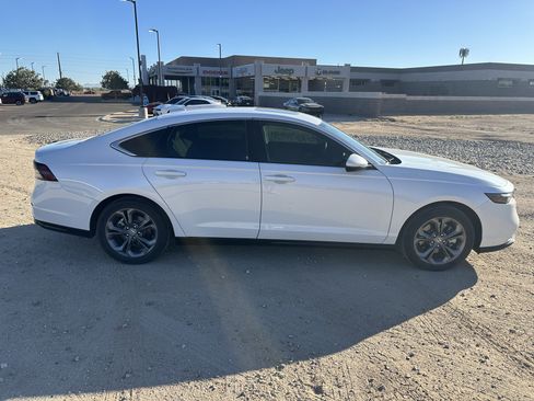 Used 2024 Honda Accord EX-L image 6