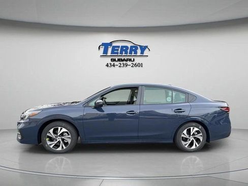 Used 2025 Subaru Legacy Premium image 3