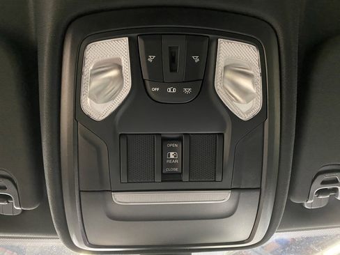 Used 2022 RAM 1500 Big Horn image 33