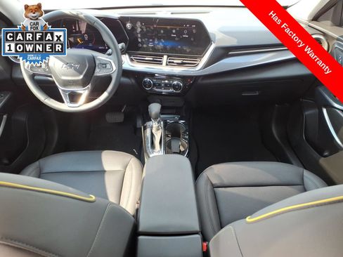 Used 2026 Chevrolet Trax ACTIV w/ Sunroof Package FWD image 12