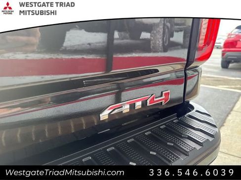 Used 2021 GMC Sierra 2500 AT4 image 11