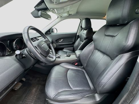 Used 2018 Land Rover Range Rover Evoque image 13